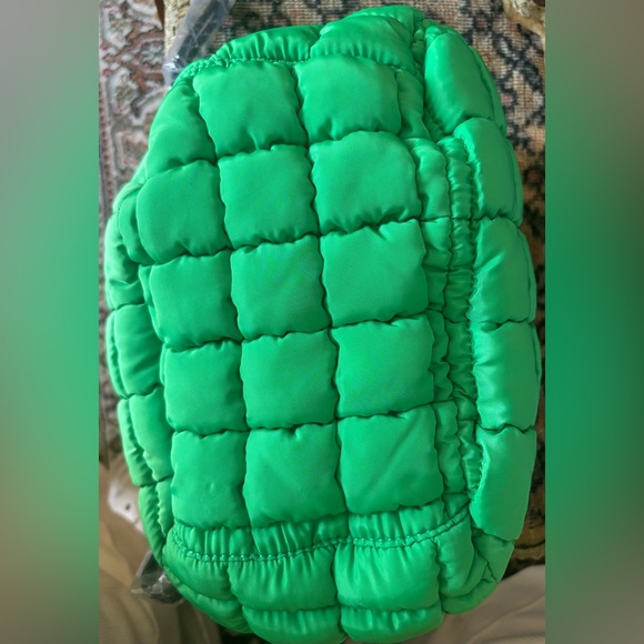 FP Movement by Free People Green Quilted Shoulder/Crossbody Bag - Picture 5 of 7